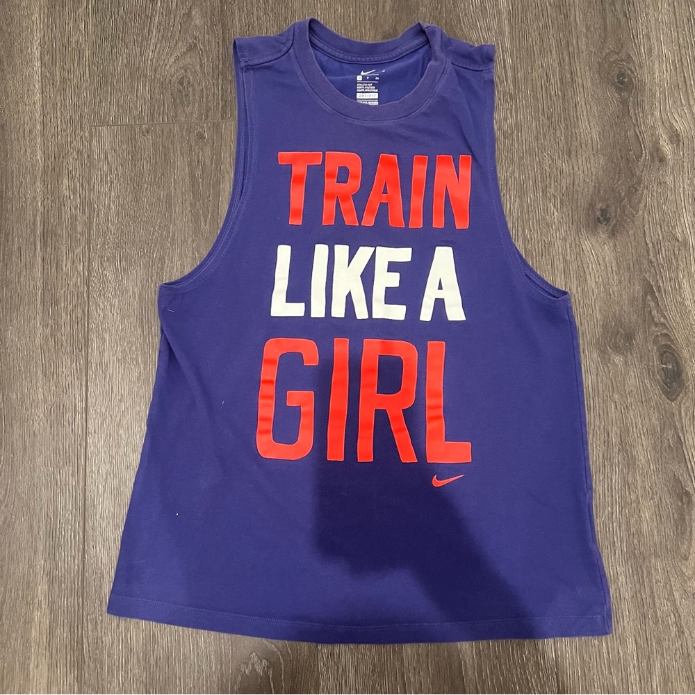 Nike tank